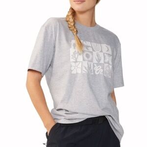 Mountain Hardwear- W Desert Check™ Boxy Short Sleeve, Heather Grey, Medium, NWT